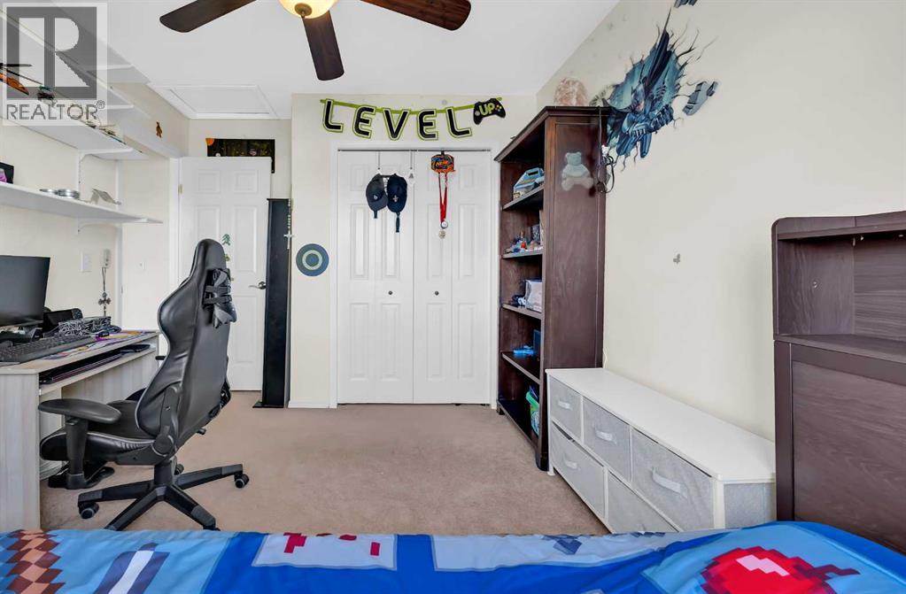 Single Family House for Sale in  Tuscarora Way NW Tuscany Calgary 