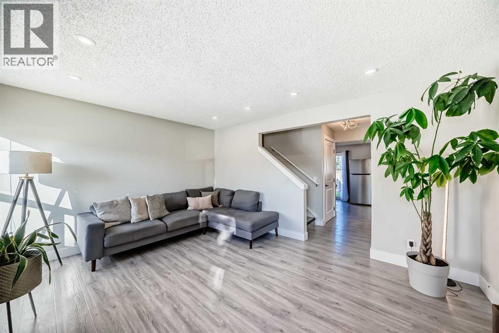 Single Family House for Sale in   Avenue NE Whitehorn Calgary 
