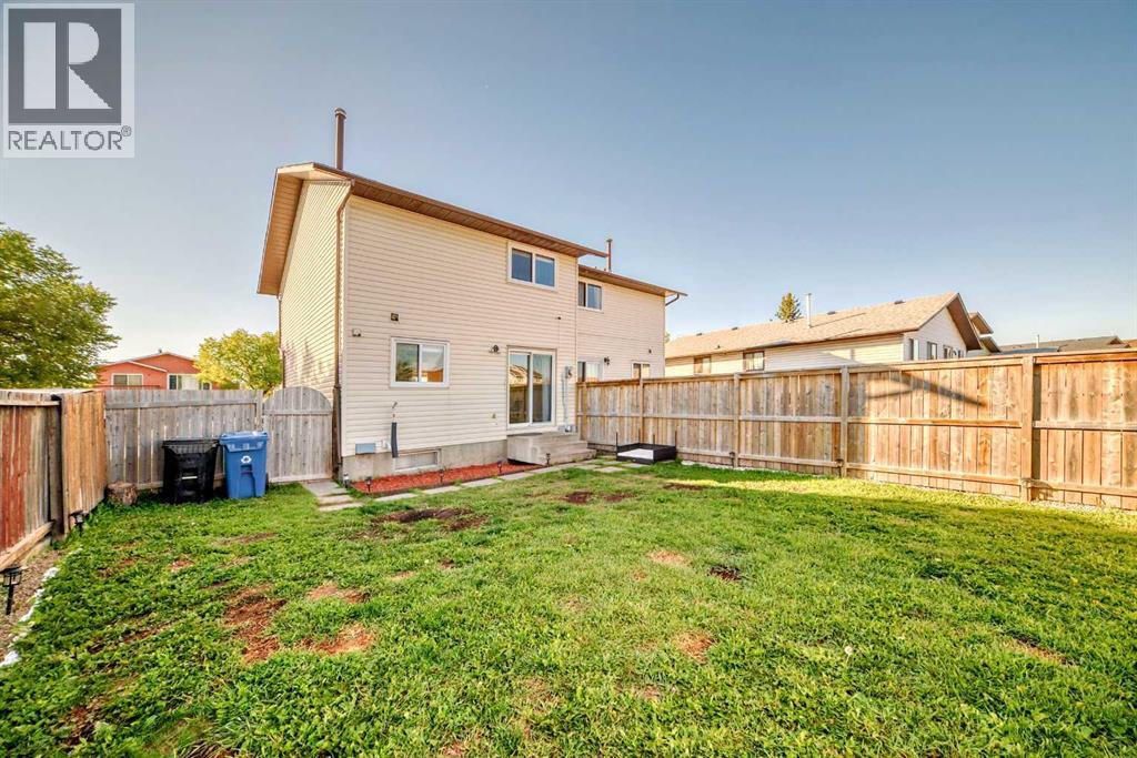 Single Family House for Sale in   Avenue NE Whitehorn Calgary 