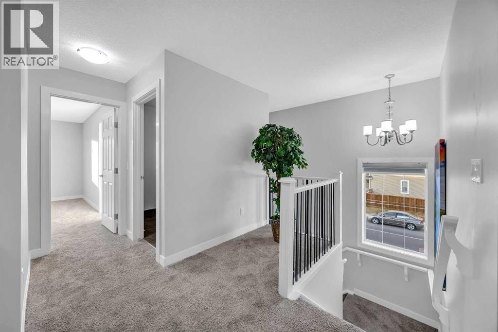 320 Nolancrest Circle NW, Calgary, Alberta