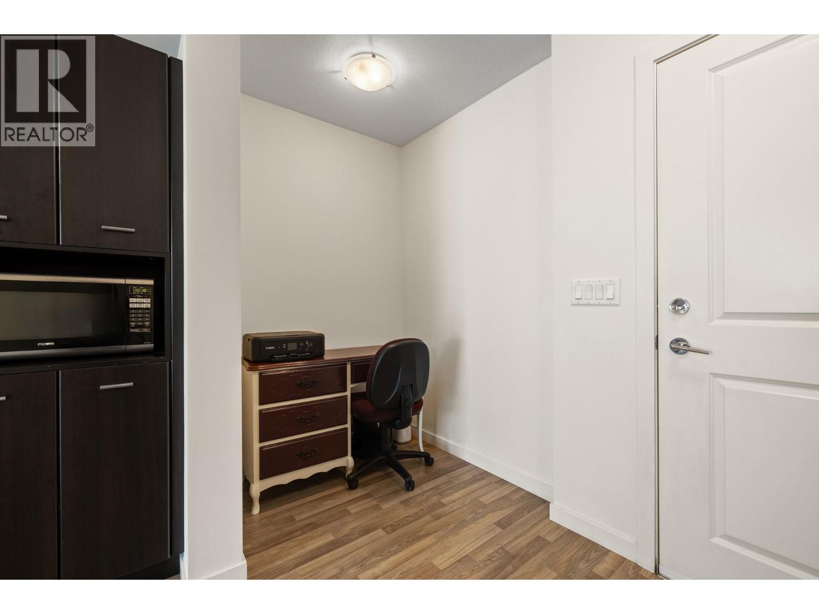 406 547 Yates Road, Kelowna