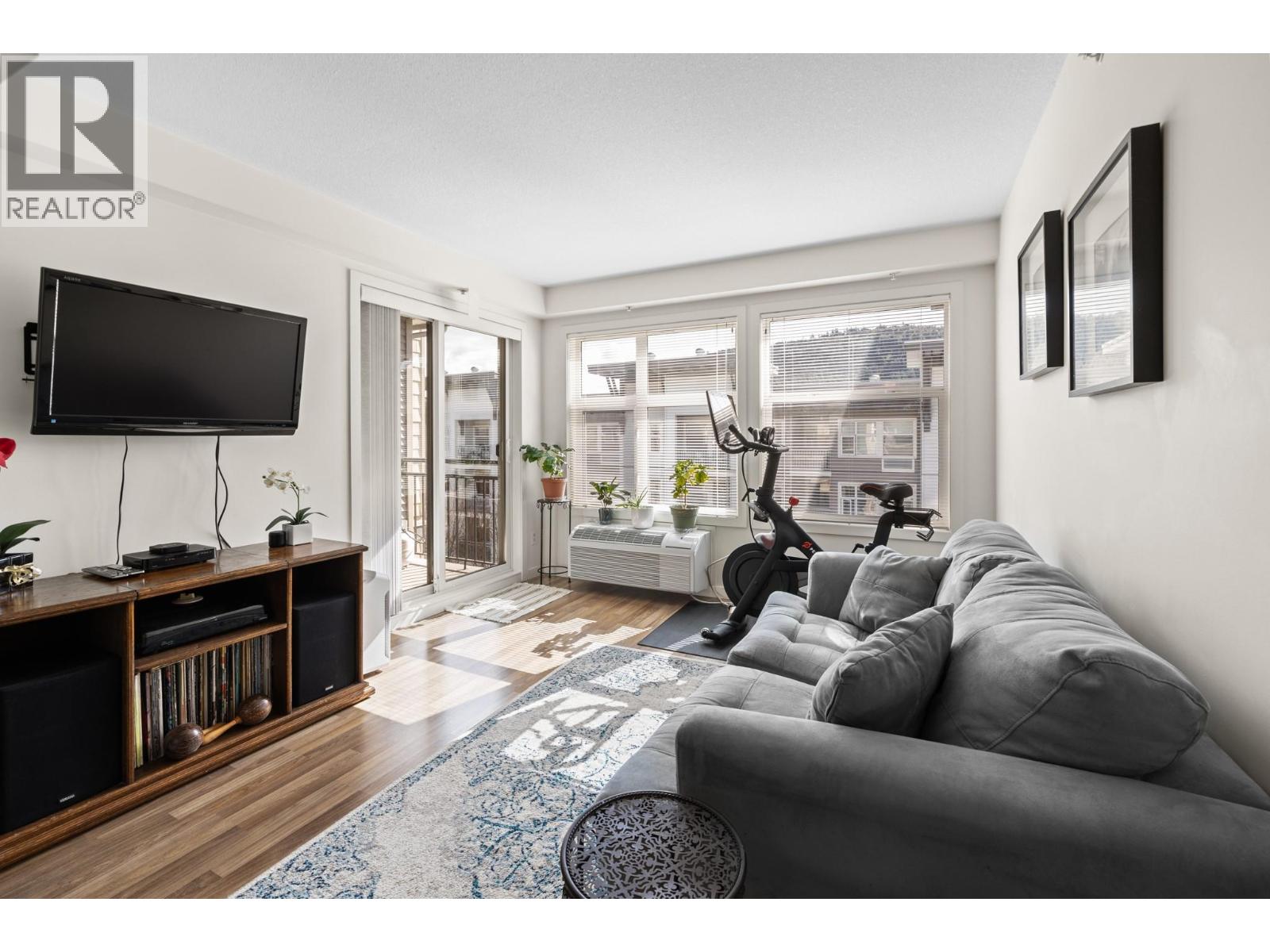 406 547 Yates Road, Kelowna