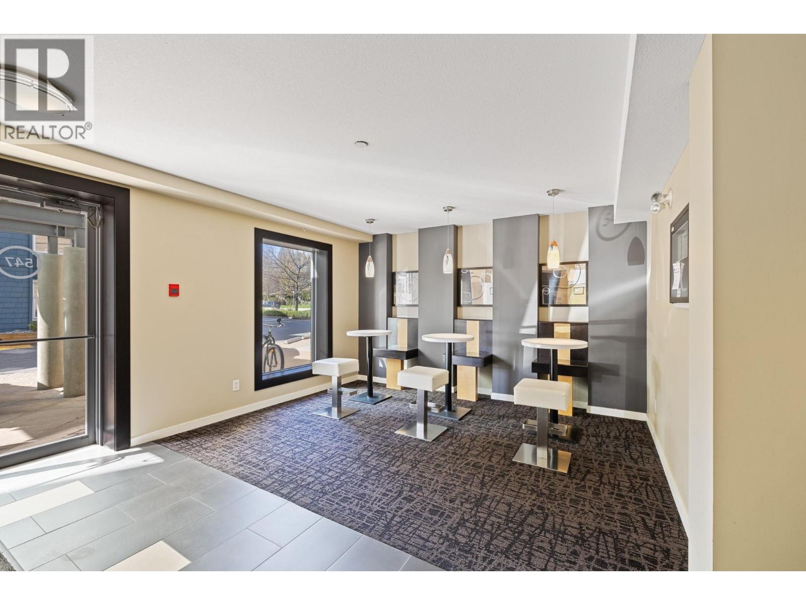 406 547 Yates Road, Kelowna