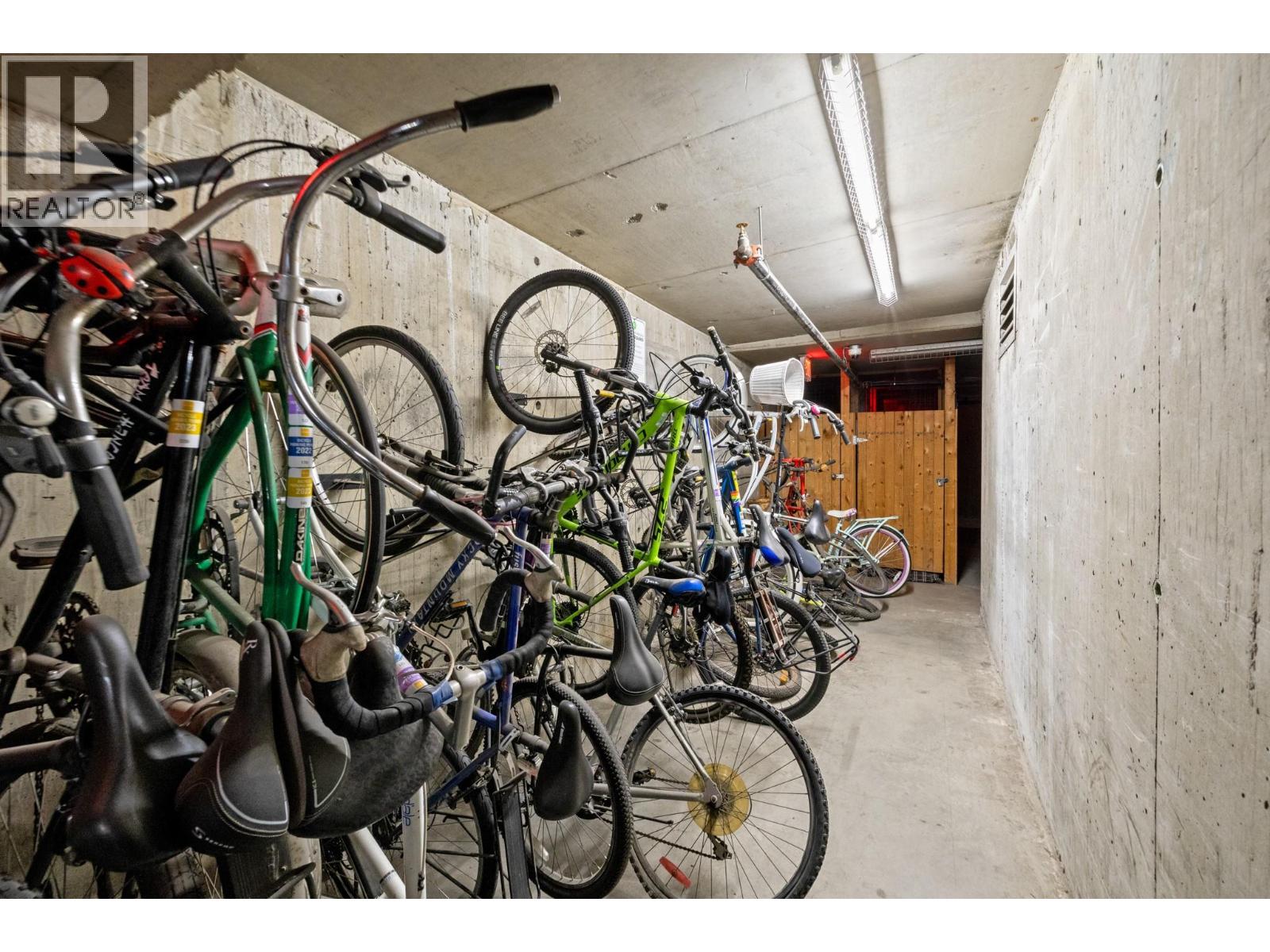 406 547 Yates Road, Kelowna