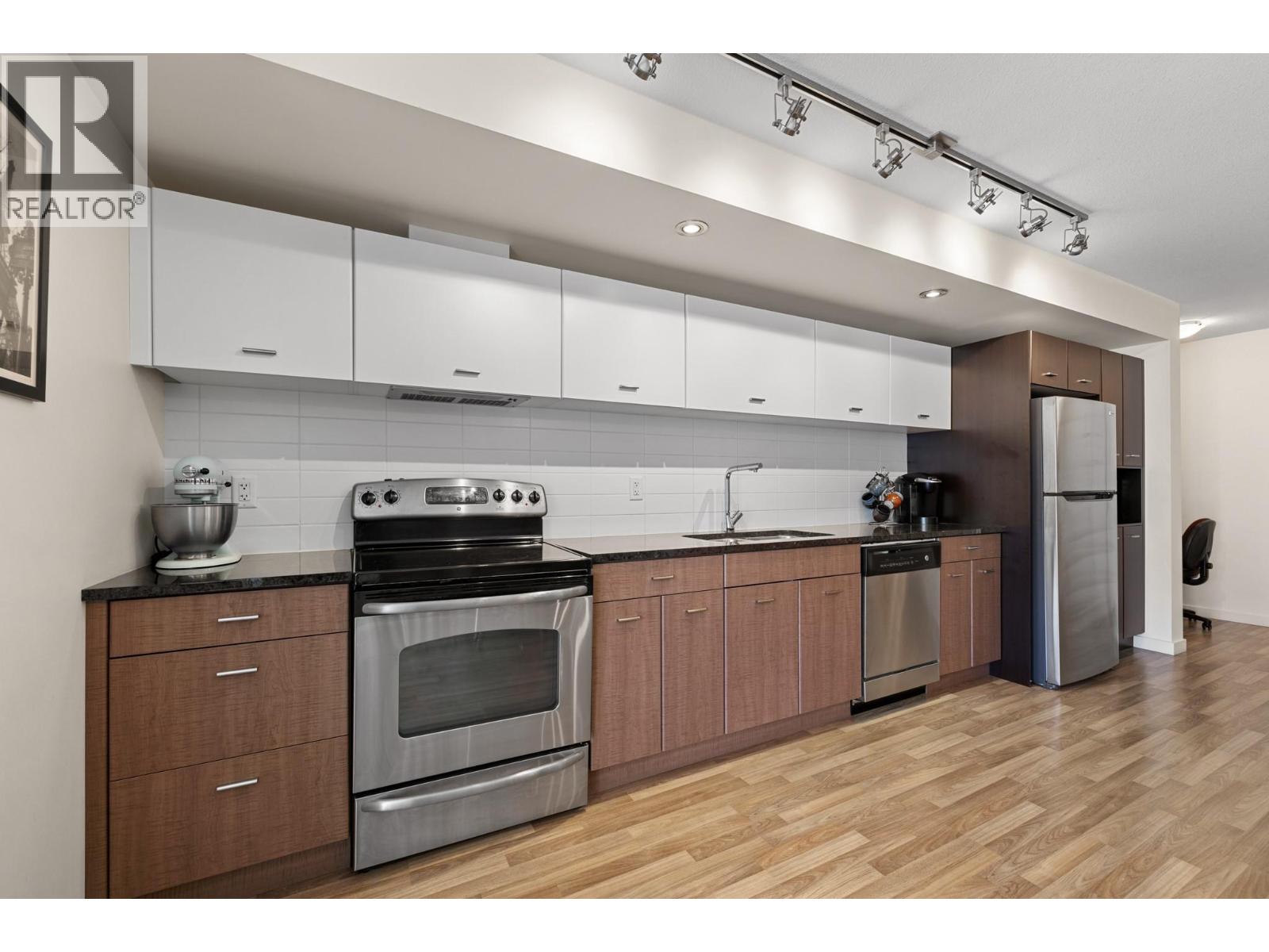 406 547 Yates Road, Kelowna