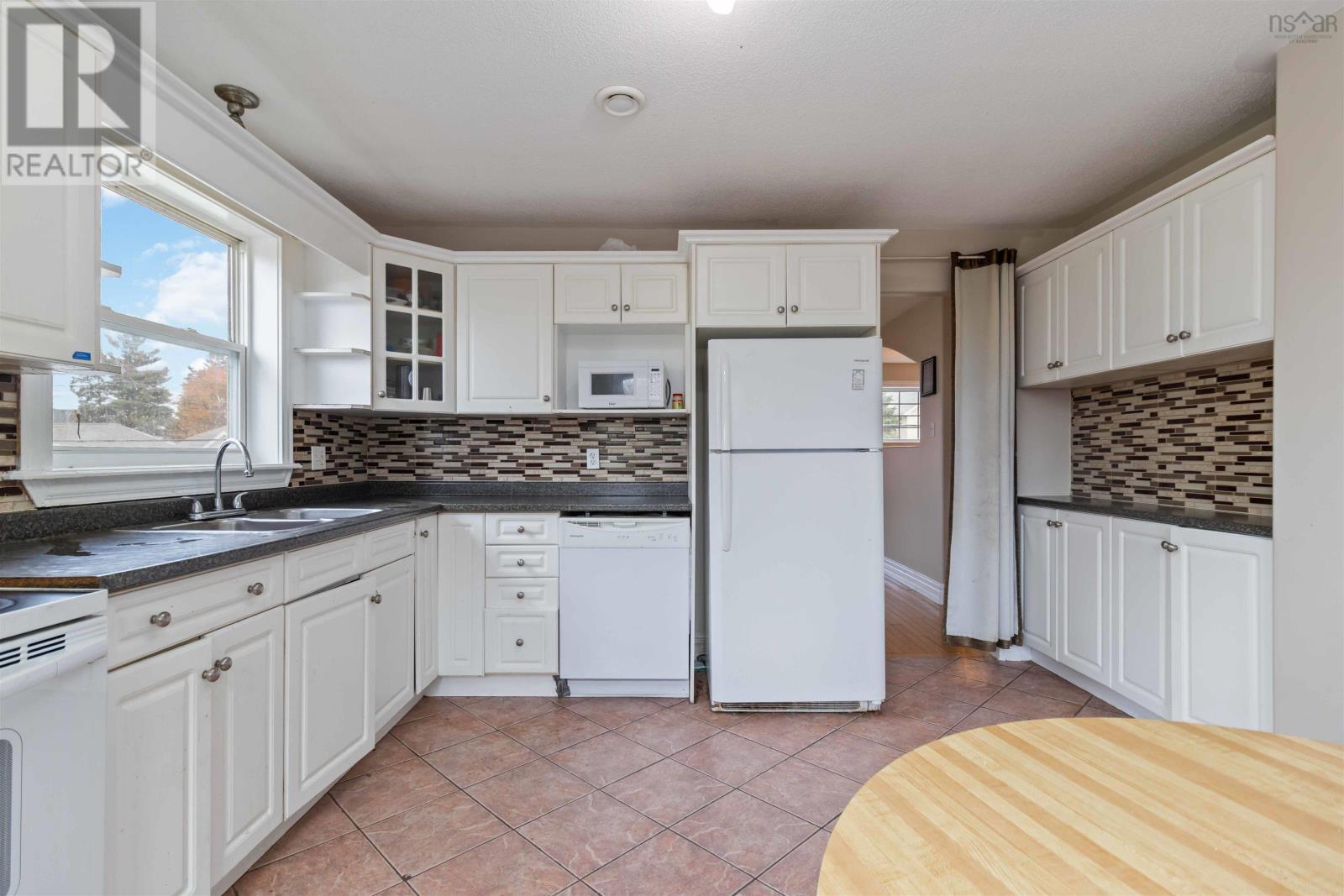 Property 8 of 49 of 34 Lancaster Drive