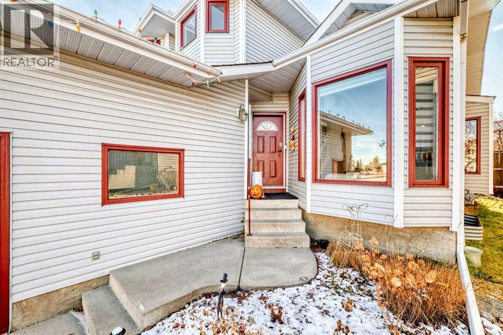 Single Family House for Sale in  Millview Road SW Millrise Calgary 