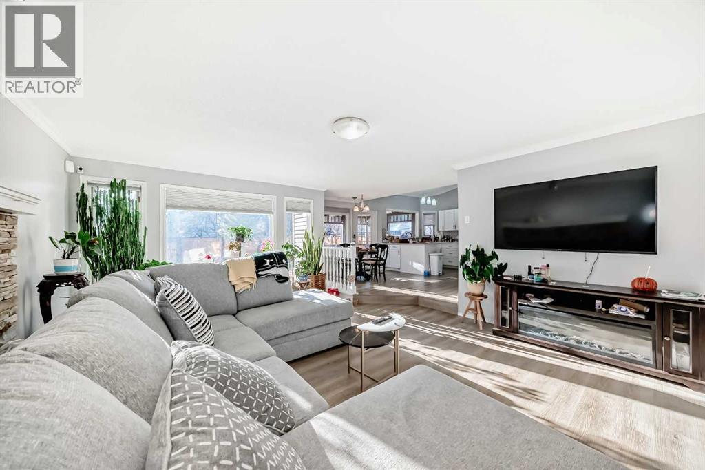 Single Family House for Sale in  Millview Road SW Millrise Calgary 