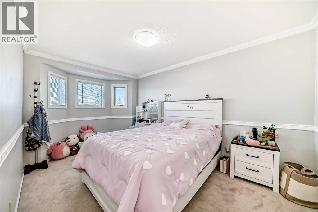 Single Family House for Sale in  Millview Road SW Millrise Calgary 