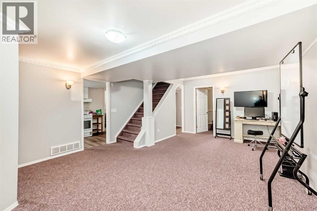 Single Family House for Sale in  Millview Road SW Millrise Calgary 