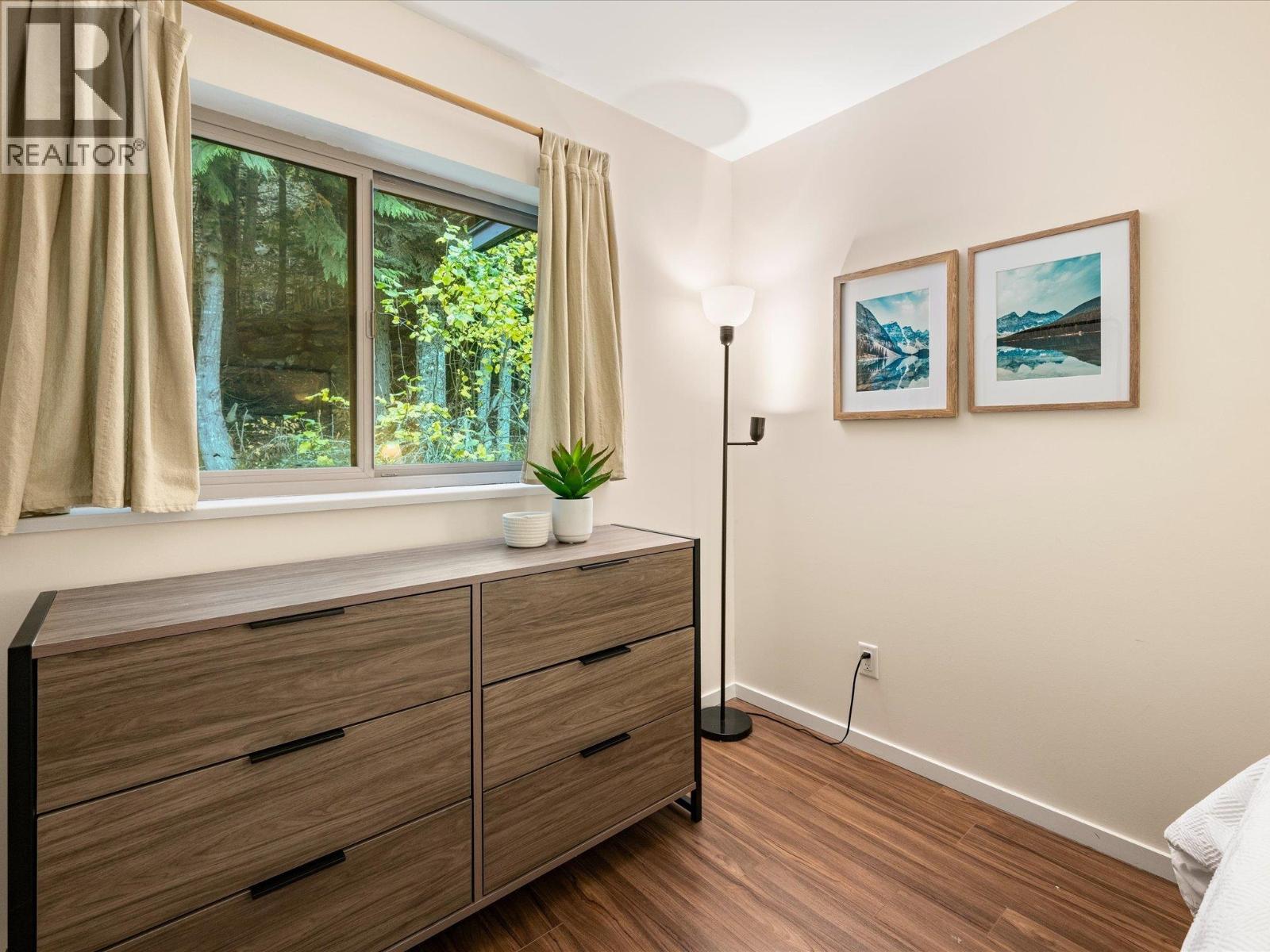 20C 3102 PANORAMA RIDGE, Whistler