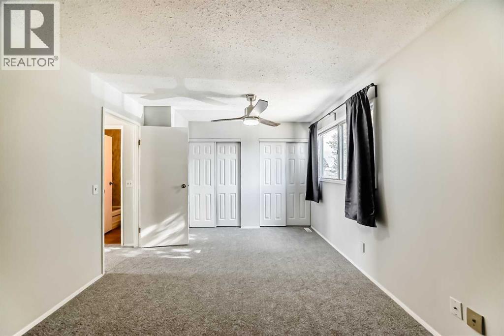 Single Family House for Sale in  Pennsylvania Road SE Penbrooke Meadows Calgary 