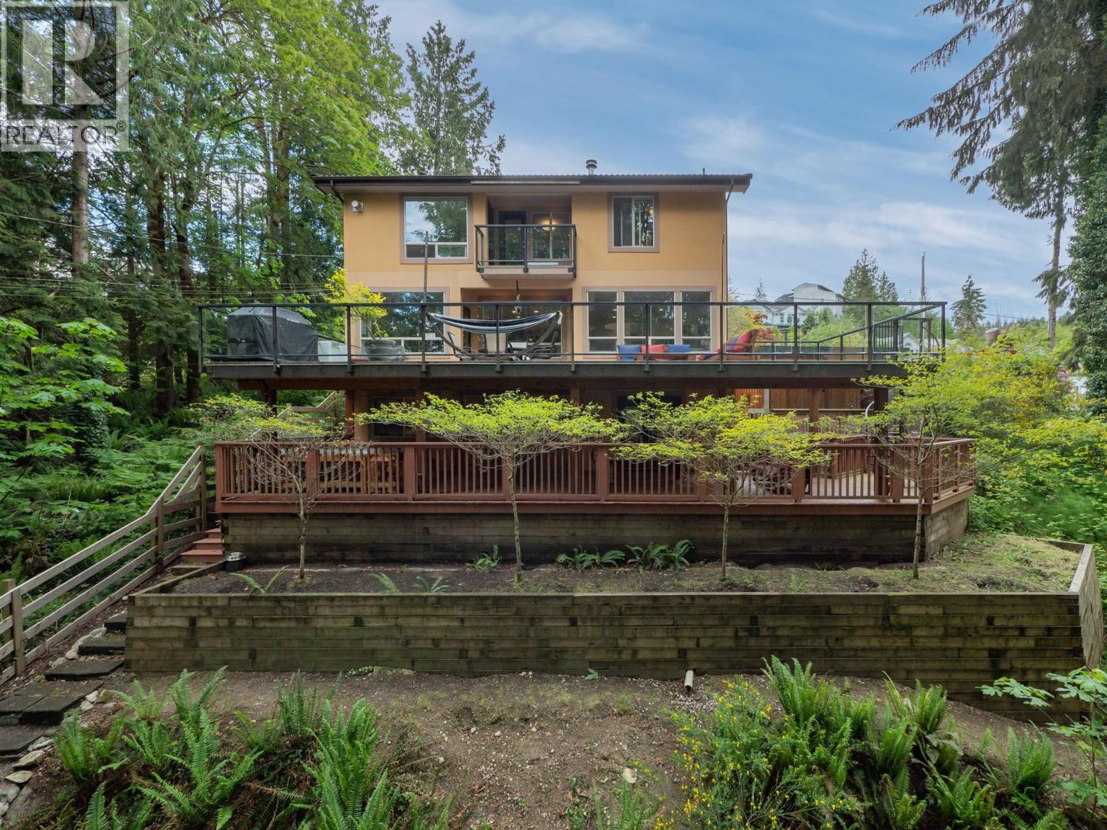 5836 MARINE WAY, Sechelt