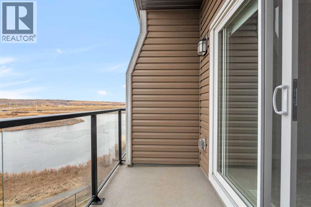 250 Fireside View, Cochrane