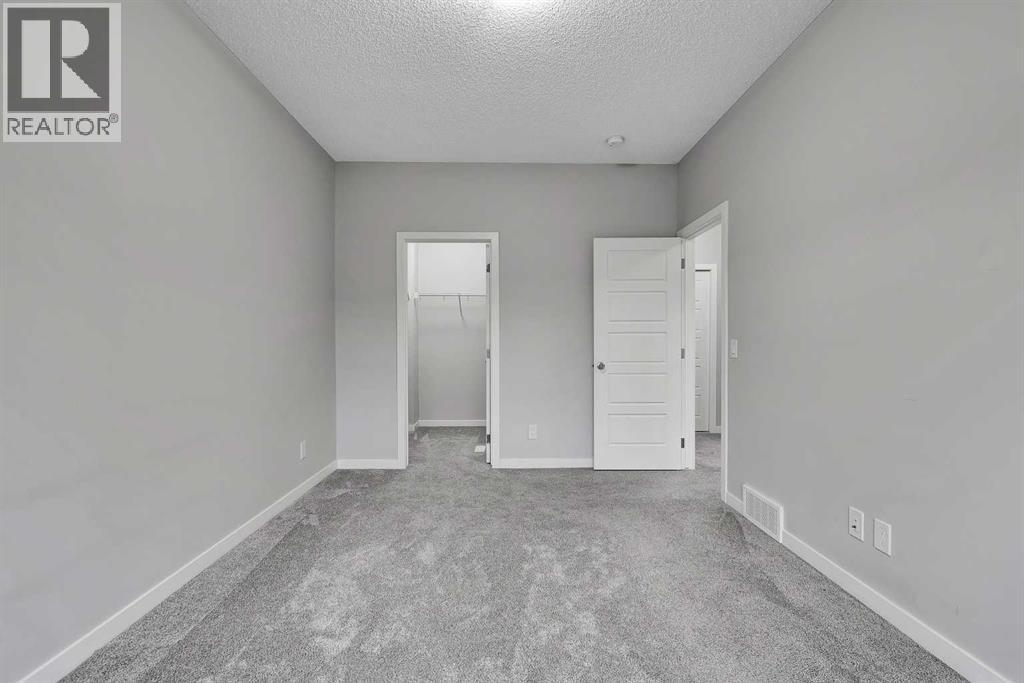 250 Fireside View, Cochrane