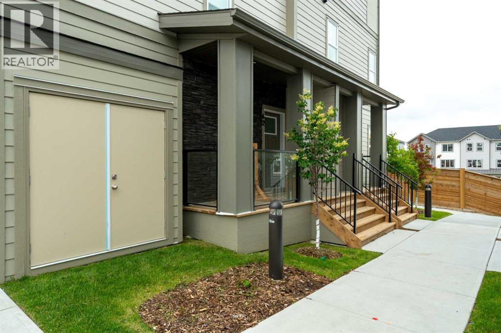 Single Family House for Sale in    Street SW Springbank Hill Calgary 