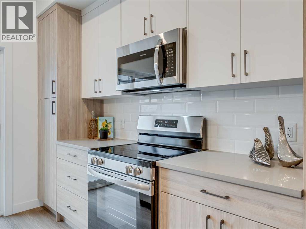 105, 2231 81 Street SW, Calgary, Alberta