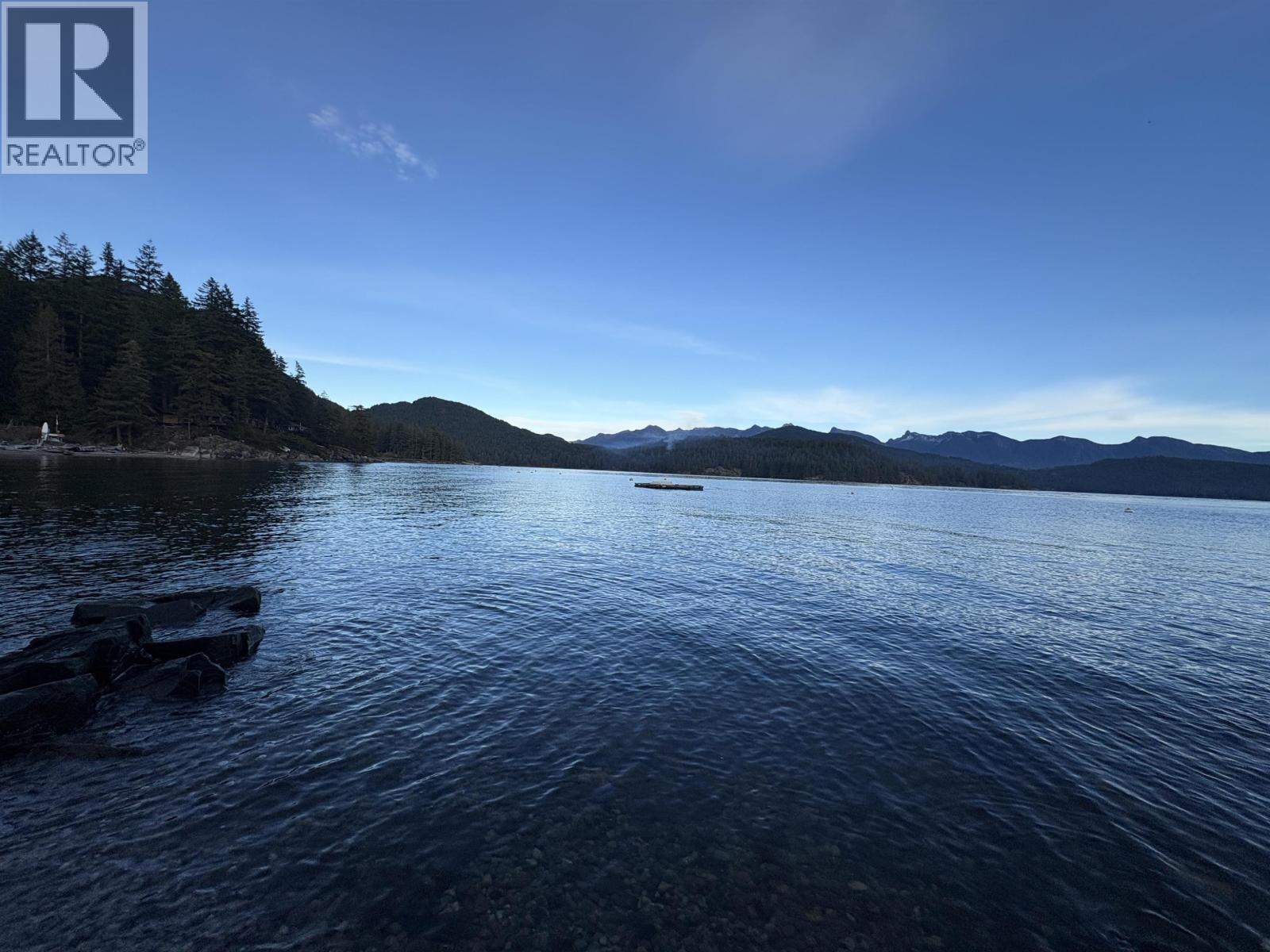 815 THE GROVE ROAD, Gambier Island