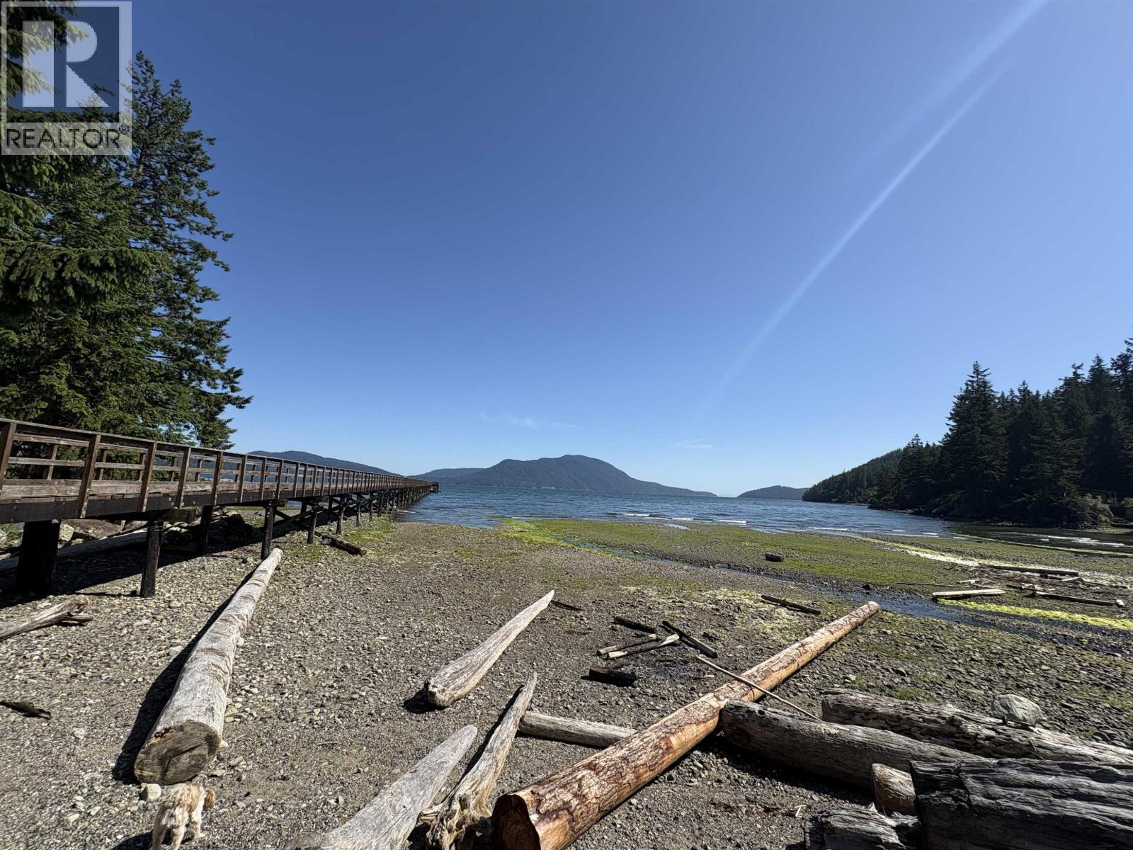 815 THE GROVE ROAD, Gambier Island