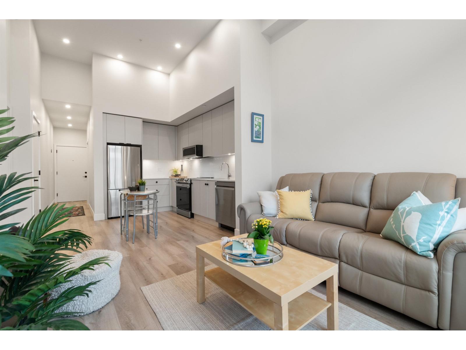 612 45505 CAMPUS DRIVE, Garrison Crossing, Chilliwack