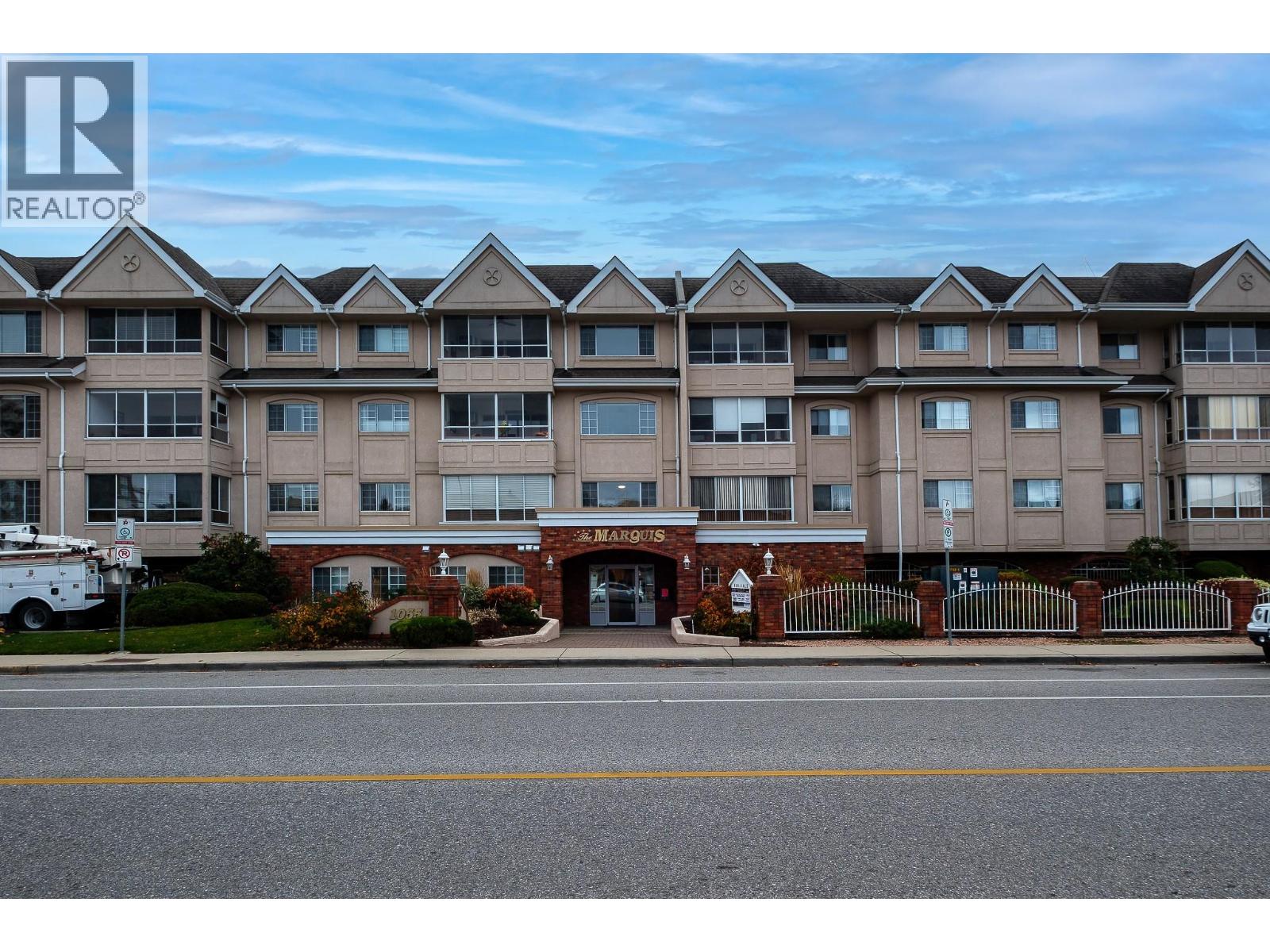 206 1055 Lawrence Avenue, Kelowna