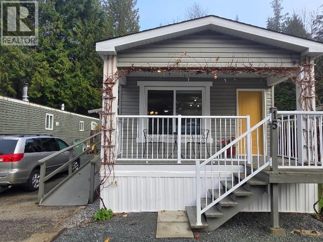 15-8425 HIGHWAY 101 - 1