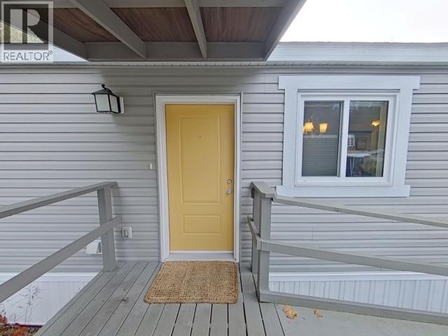 15-8425 HIGHWAY 101, Powell River