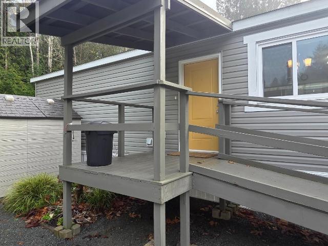 15-8425 HIGHWAY 101, Powell River