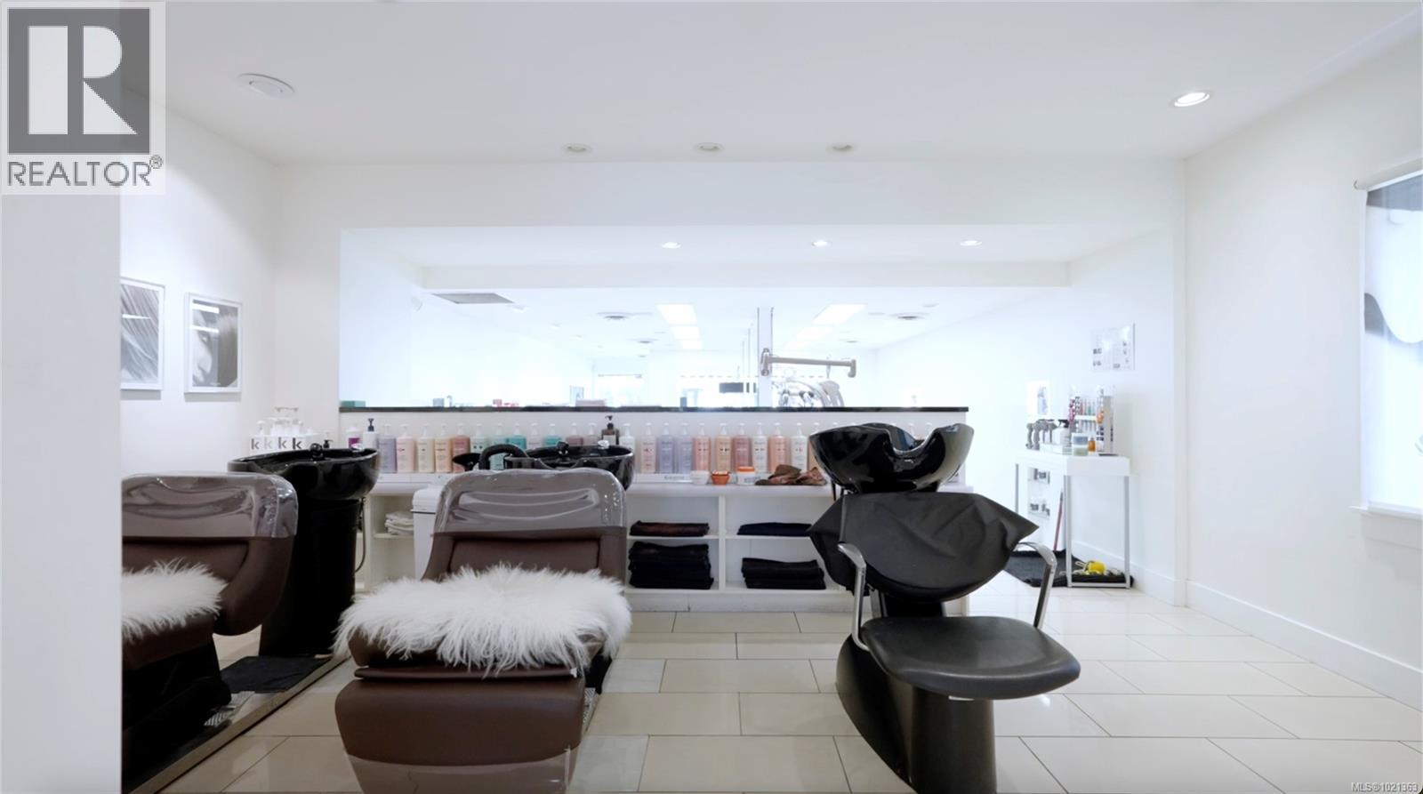 2047 Oak Bay Ave, Oak Bay