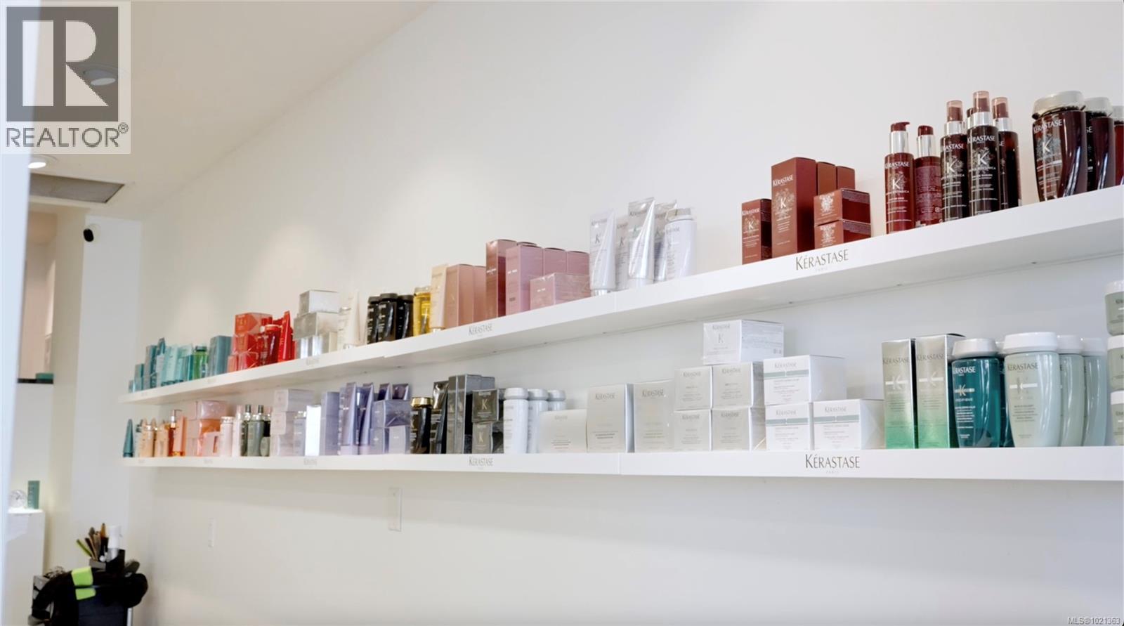 2047 Oak Bay Ave, Oak Bay