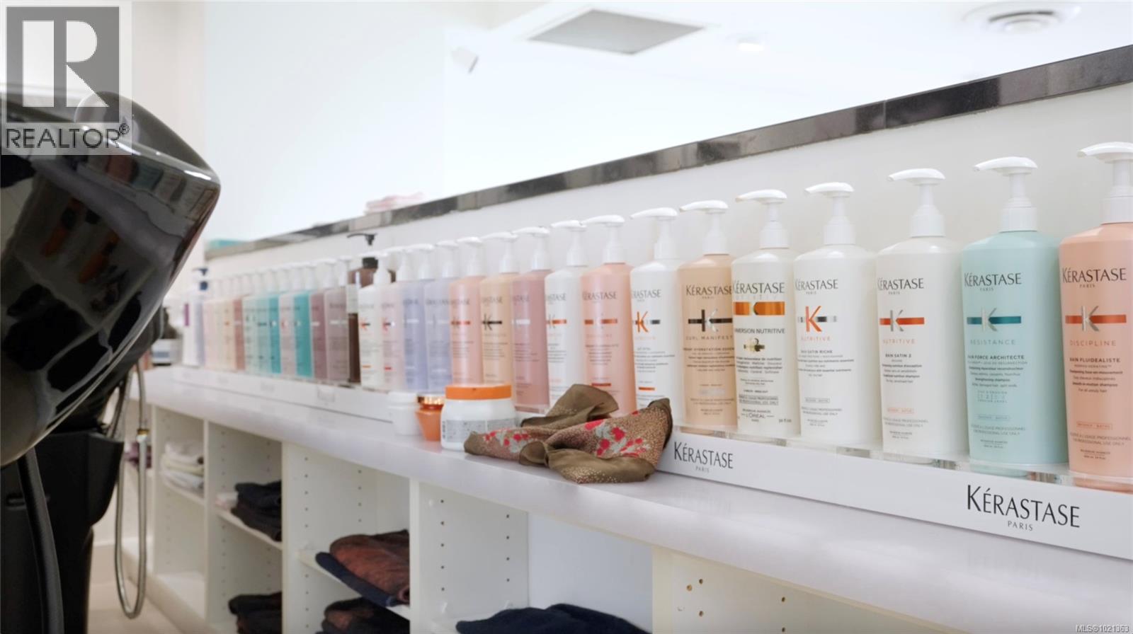 2047 Oak Bay Ave, Oak Bay