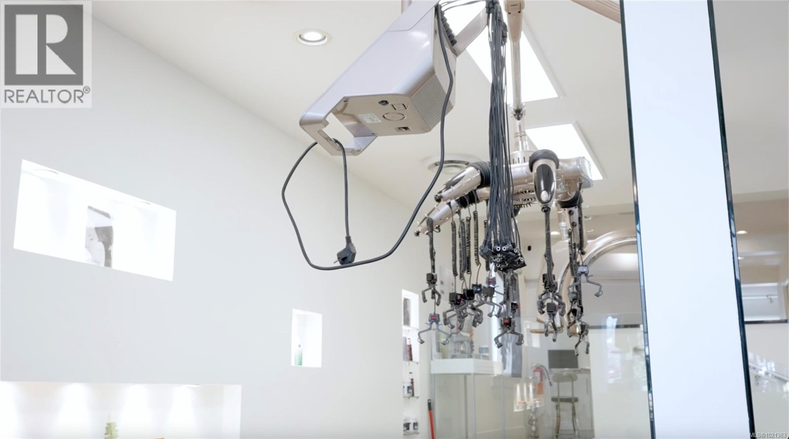 2047 Oak Bay Ave, Oak Bay