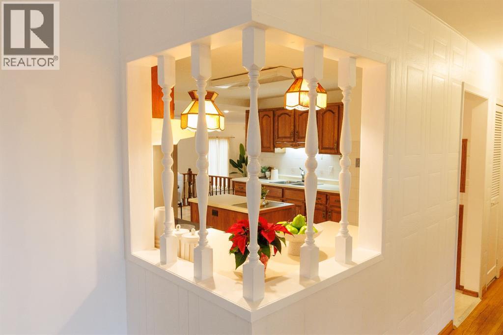 Single Family House Bungalow for Sale in  Lynndale Crescent SE Ogden Calgary 