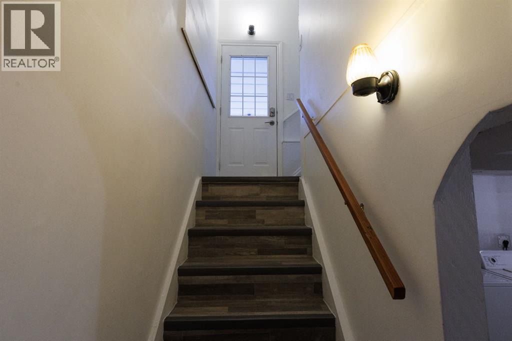 Single Family House Bungalow for Sale in  Lynndale Crescent SE Ogden Calgary 