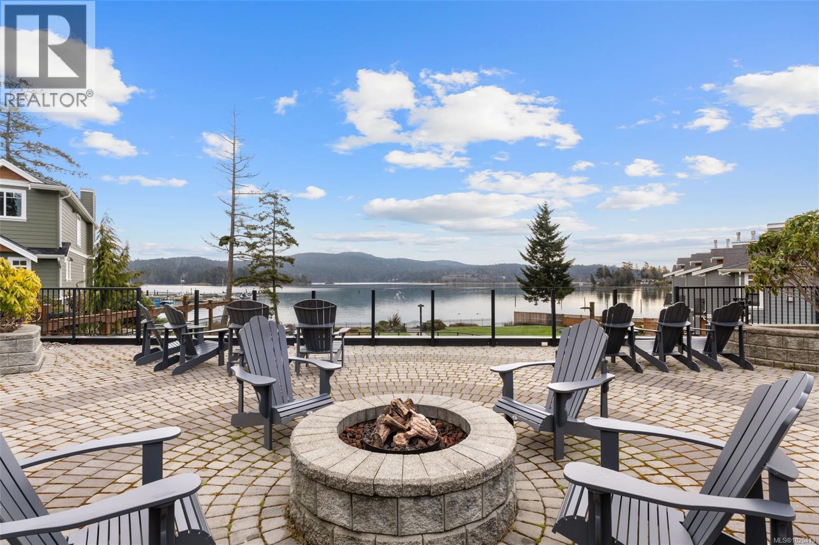 228 6995 Nordin Rd, Sooke