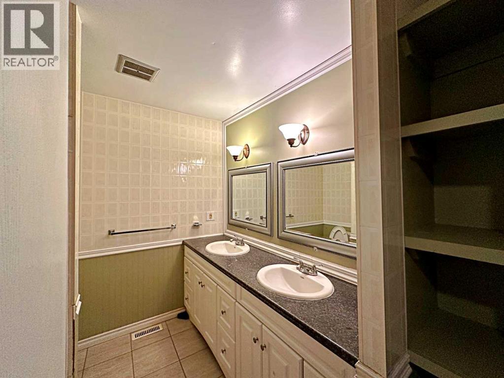 400 Silin Forest Road, Fort McMurray