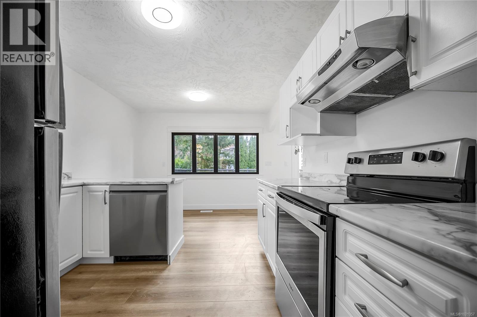 6001 Butcher Rd, Nanaimo