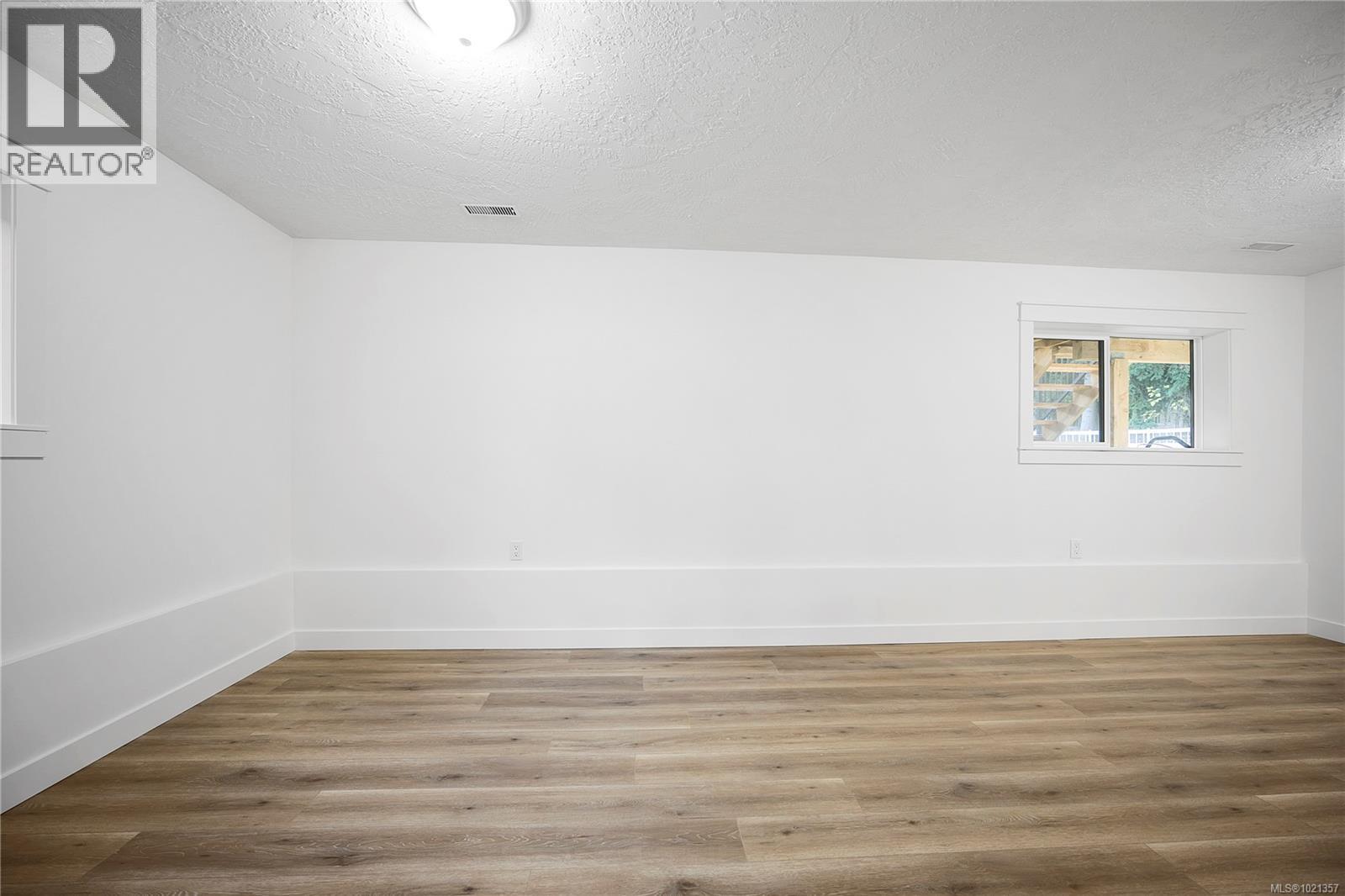 6001 Butcher Rd, Nanaimo