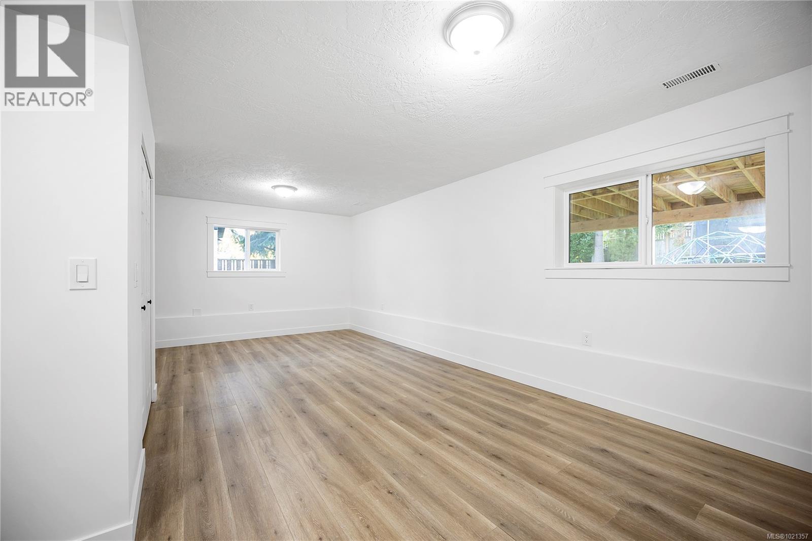 6001 Butcher Rd, Nanaimo