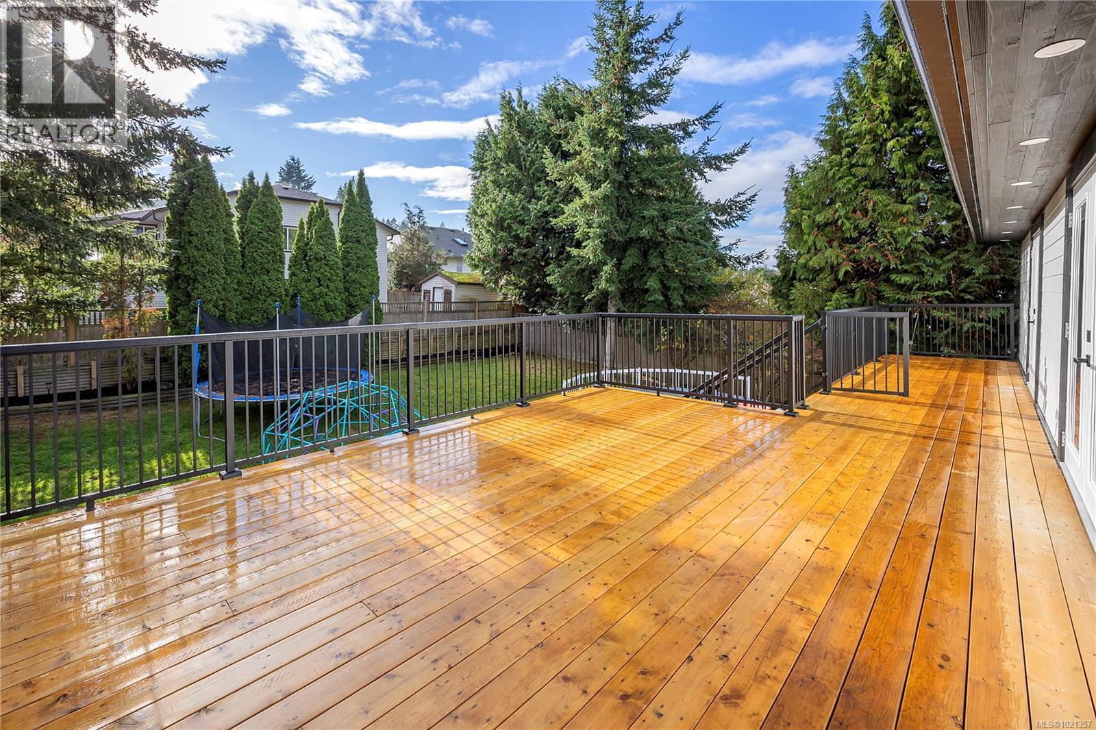 6001 Butcher Rd, Nanaimo