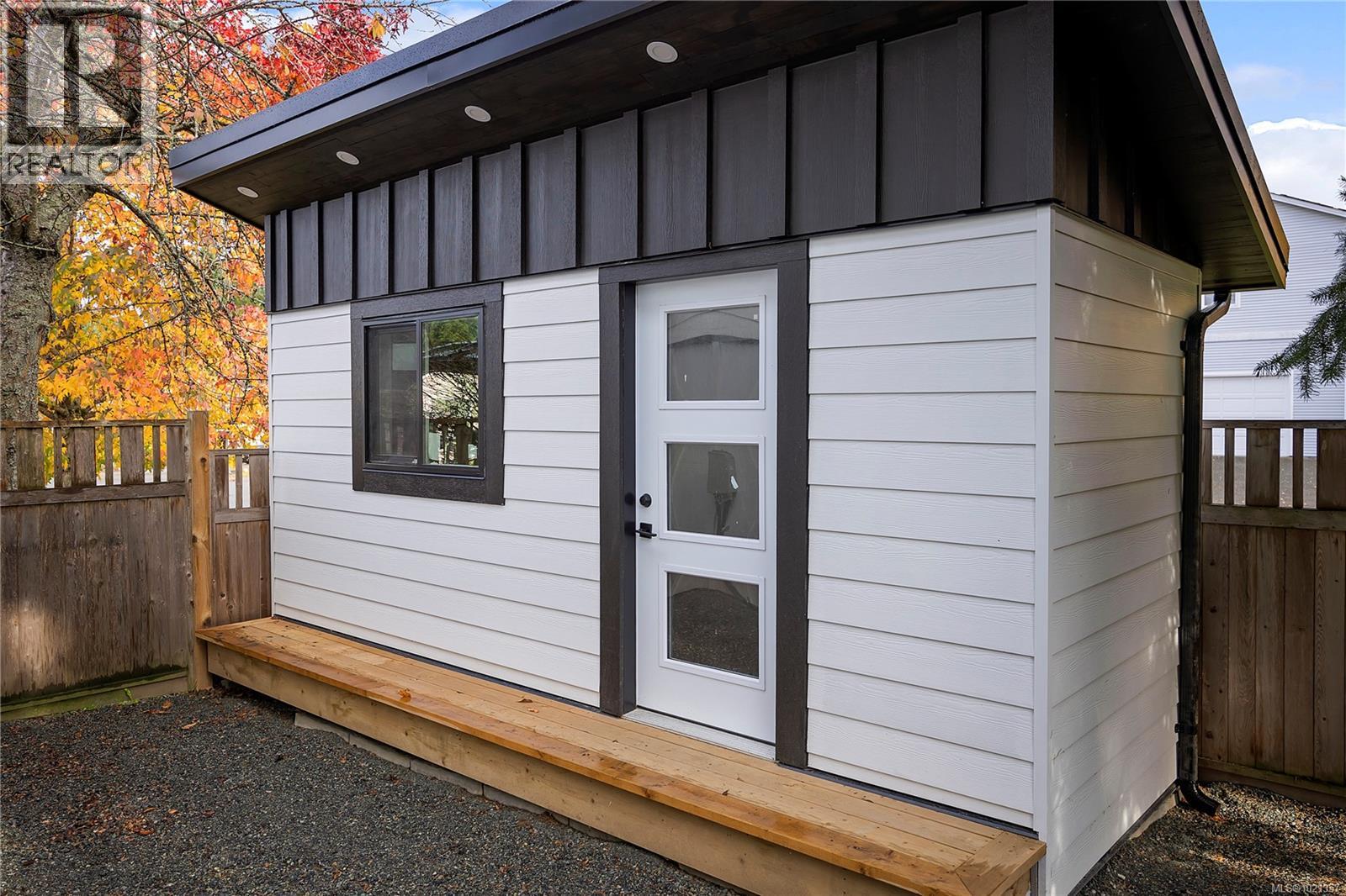 6001 Butcher Rd, Nanaimo