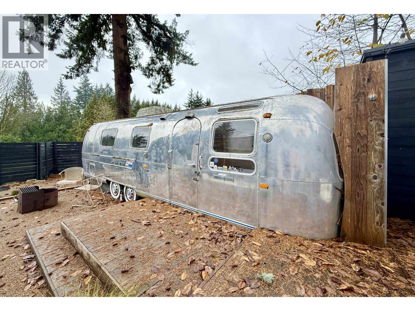 962 CEMETERY ROAD, Gibsons