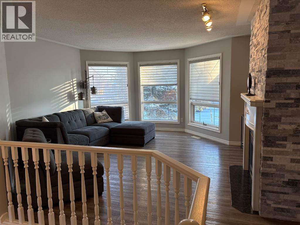 14 Lawrence Crescent, Red Deer