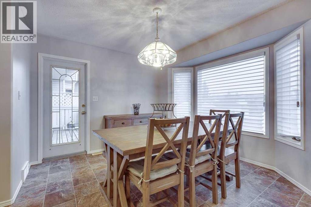 14 Lawrence Crescent, Red Deer