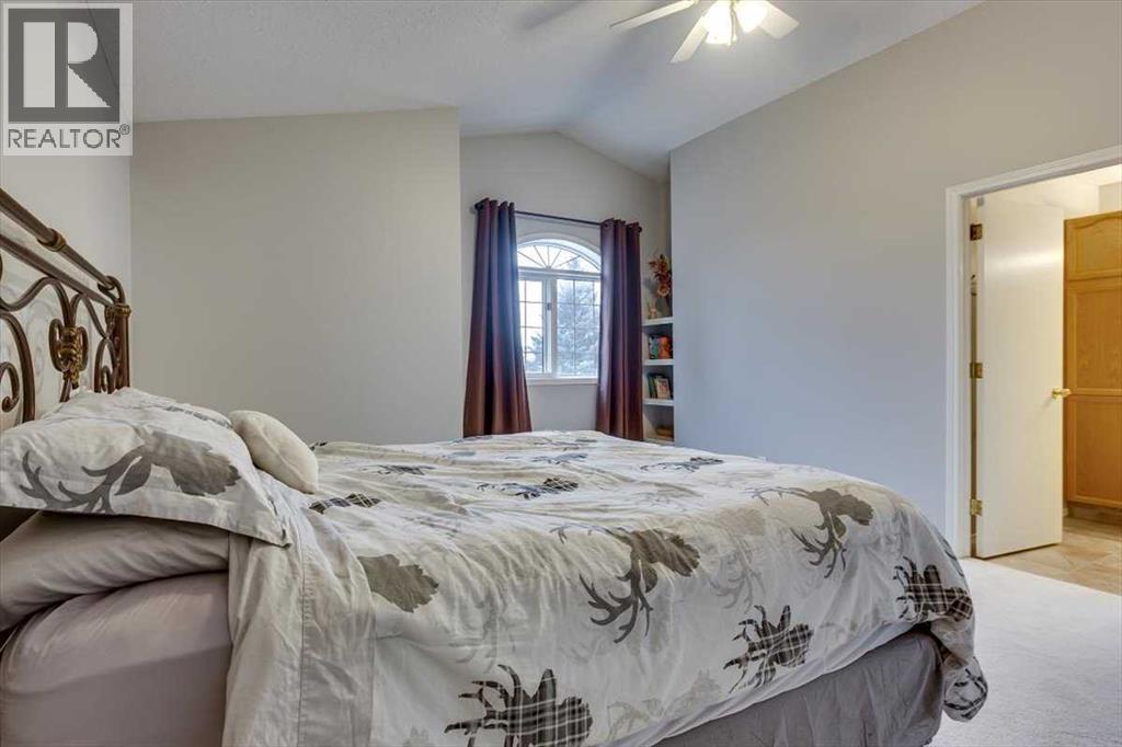 14 Lawrence Crescent, Red Deer