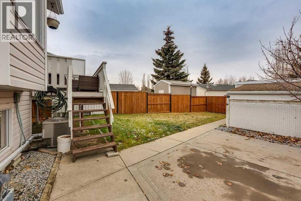 14 Lawrence Crescent, Red Deer