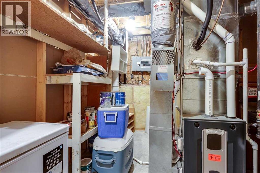 14 Lawrence Crescent, Red Deer