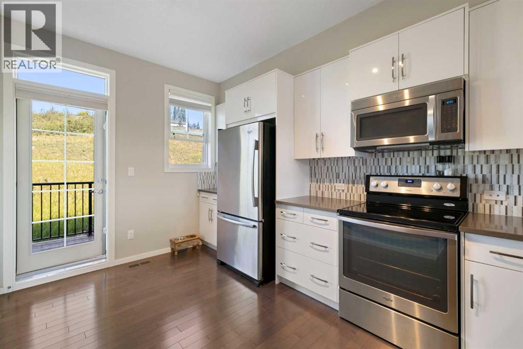 Single Family House for Sale in  Ascot Point SW Aspen Woods Calgary 