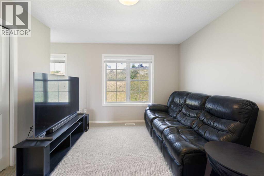 Single Family House for Sale in  Ascot Point SW Aspen Woods Calgary 