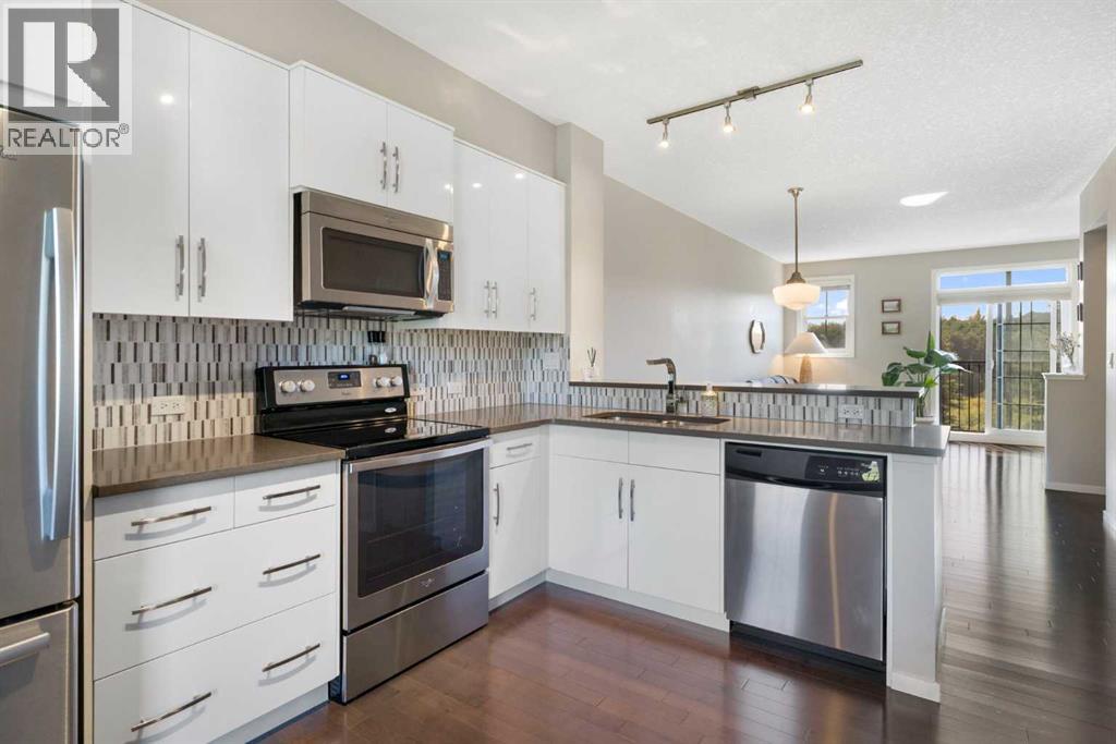 Single Family House for Sale in  Ascot Point SW Aspen Woods Calgary 